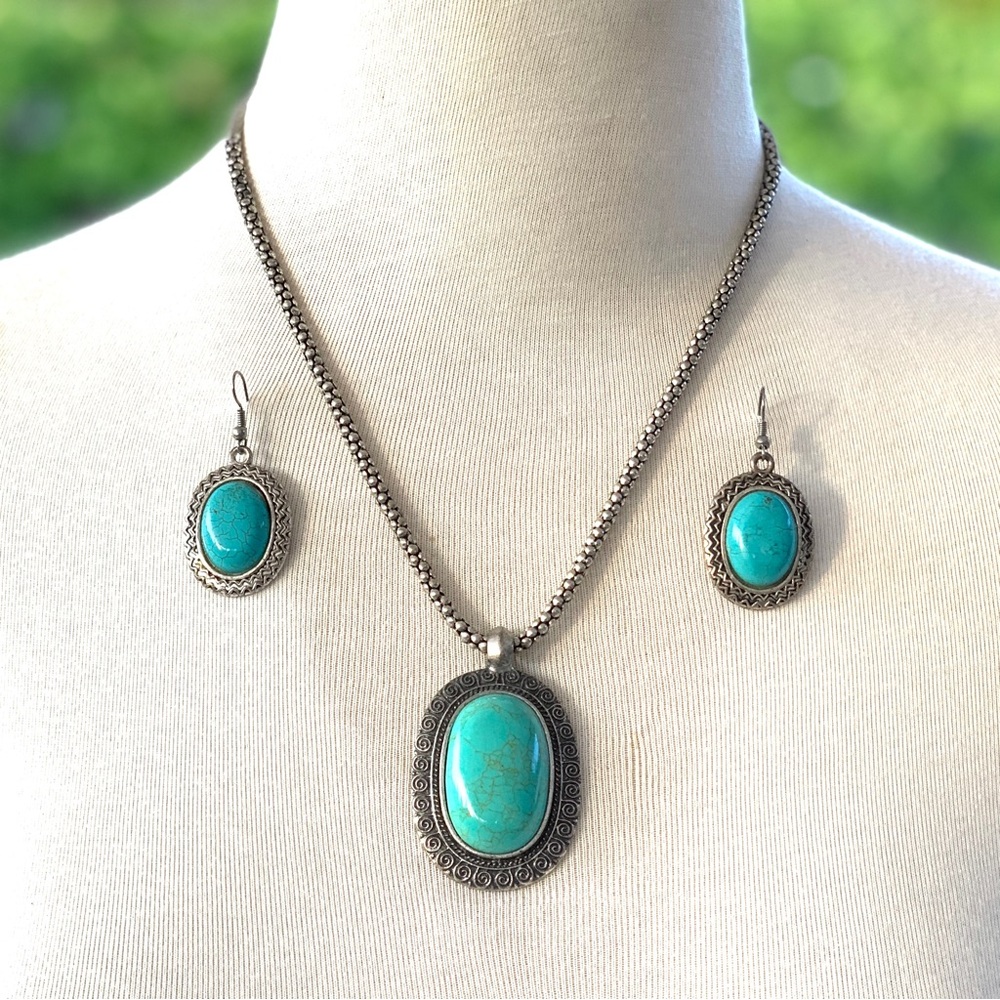 Oval Southwestern Necklace and Earring Set